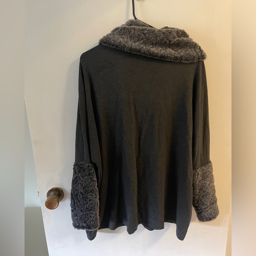 Faux Fur Pullover Tunic By Grace Elements Nwt Szm - image 2